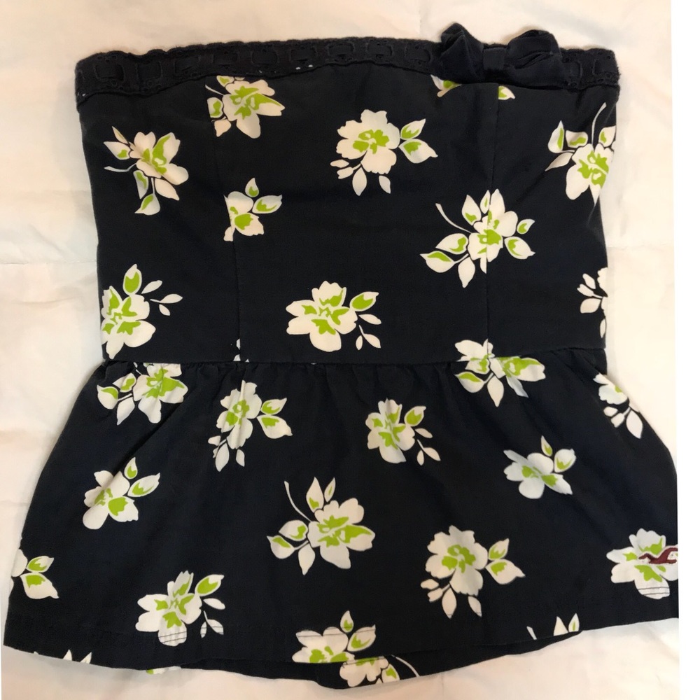 Hollister Strapless crop top